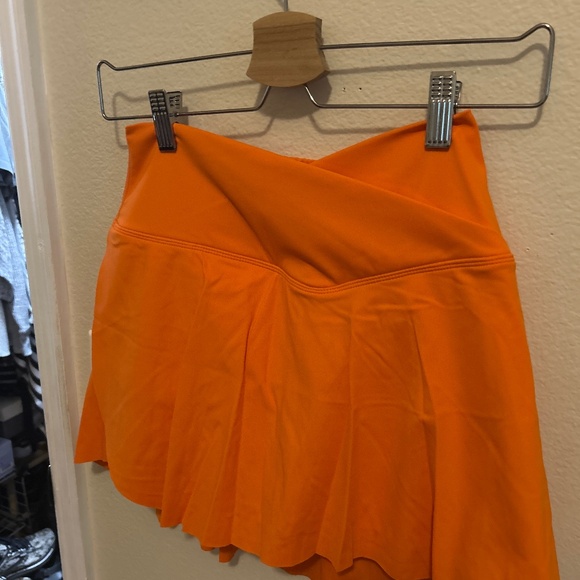 Halara Skort - Picture 1 of 1